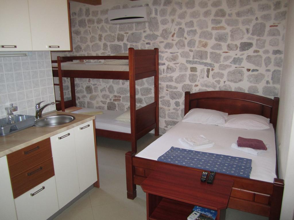 Apartments Dukic Kotor Habitación foto