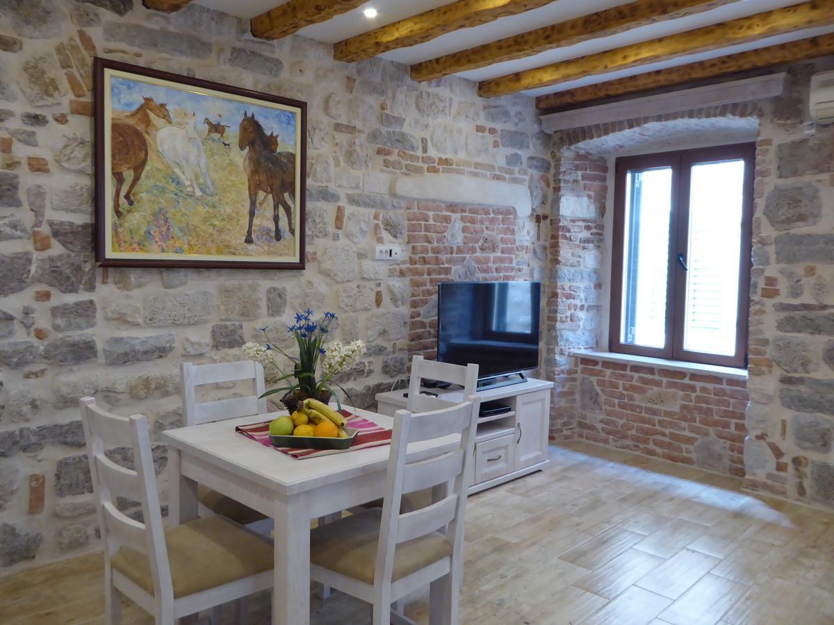 Apartments Dukic Kotor Exterior foto