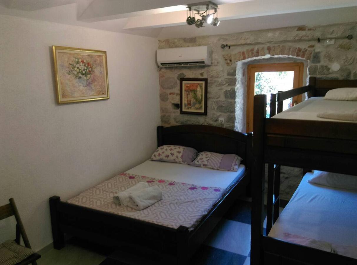 Apartments Dukic Kotor Exterior foto